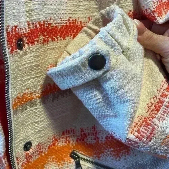 Alice + Olivia Orange Cream Stripped Aztec Jacket Lightweight Coat Size Medium. - Picture 13 of 14